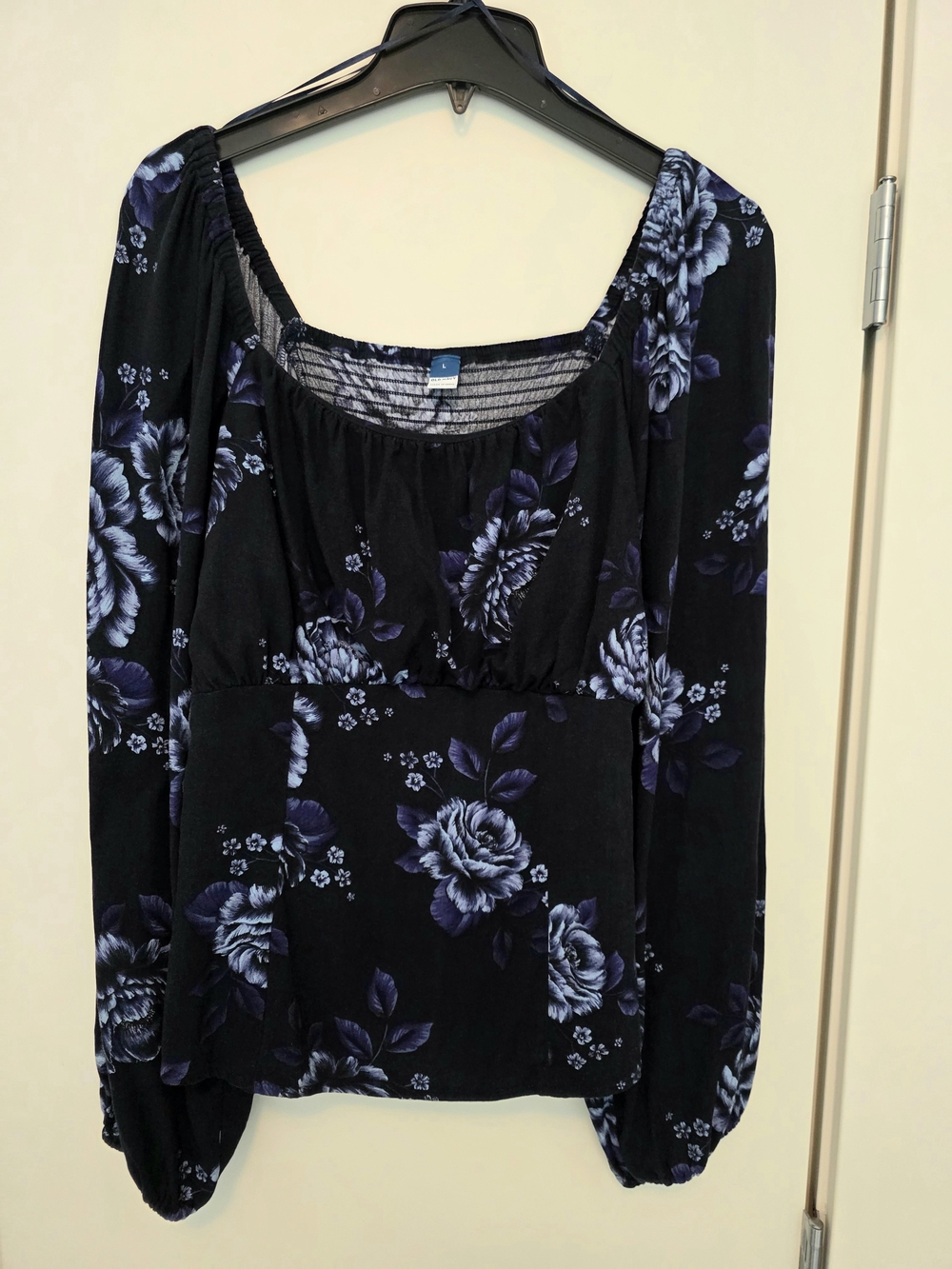 Old Navy Navy Floral Square-Neck Long Sleeve Blouse